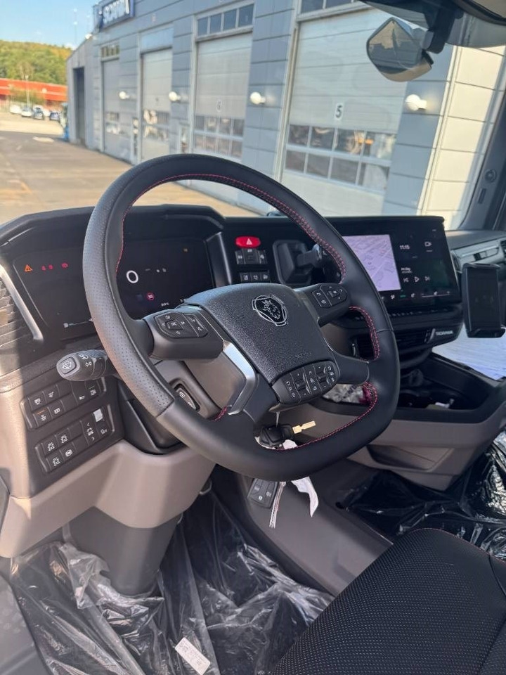 Scania R 590 8x4*4 Joab Lastväxlare  - משאית הרמת וו: תמונה 2 Scania R 590 8x4*4 Joab Lastväxlare  - משאית הרמת וו: תמונה 2