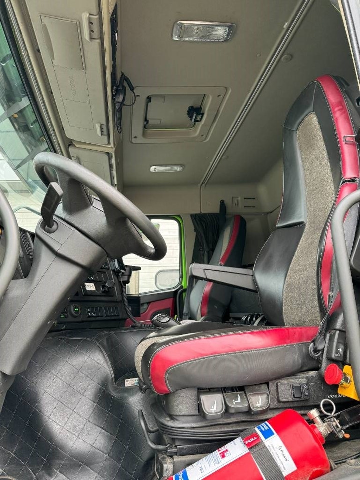 Volvo FM 8*4 - מזהיר: תמונה 2 Volvo FM 8*4 - מזהיר: תמונה 2