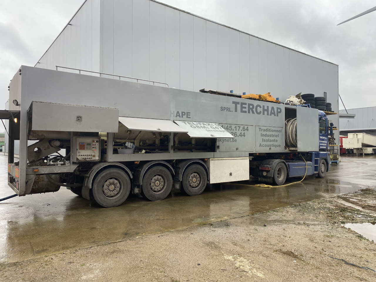 Mcmachine KWB SEMI REMORQUE A CHAPE Mcmachine KWB SEMI REMORQUE A CHAPE - סמיטריילר: תמונה 4 Mcmachine KWB SEMI REMORQUE A CHAPE Mcmachine KWB SEMI REMORQUE A CHAPE - סמיטריילר: תמונה 4