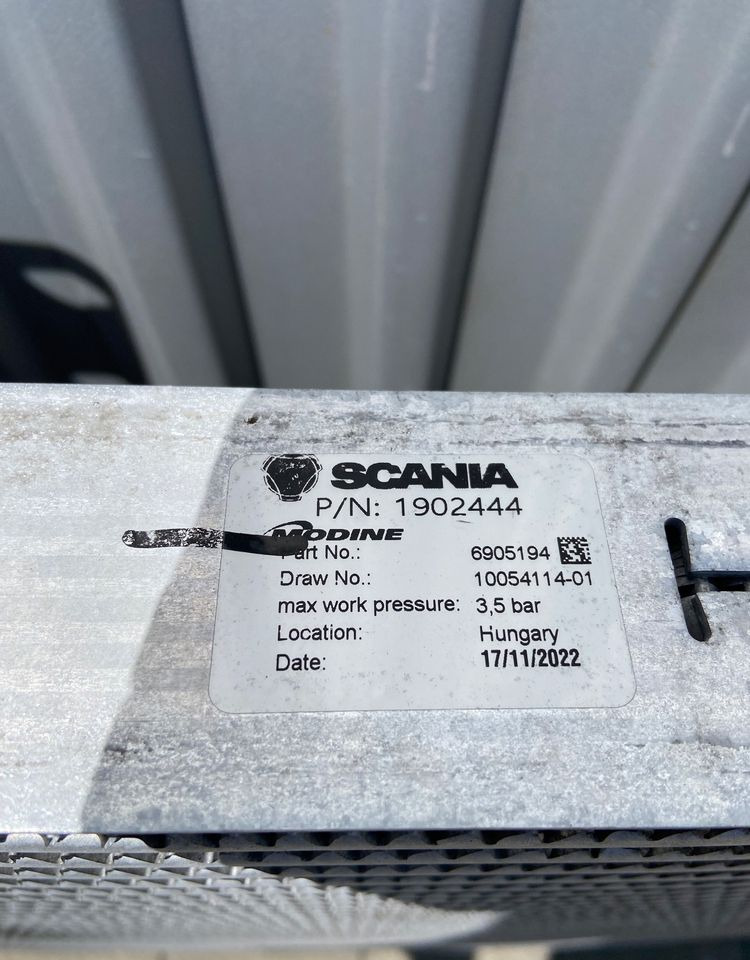 Intercooler Scania G euro 6 chłodnica powietrza 1902444 - מקרר פנימי עבור משאית: תמונה 3 Intercooler Scania G euro 6 chłodnica powietrza 1902444 - מקרר פנימי עבור משאית: תמונה 3