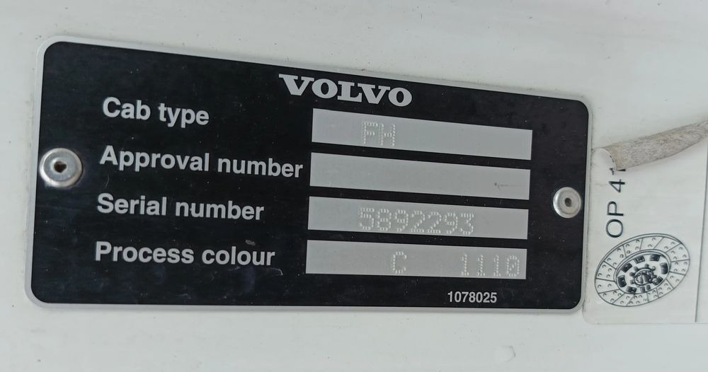 KABINA VOLVO FH4 - תא עבור משאית: תמונה 5 KABINA VOLVO FH4 - תא עבור משאית: תמונה 5