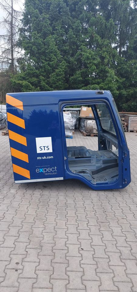 KABINA VOLVO FL 2022R - תא עבור משאית: תמונה 4 KABINA VOLVO FL 2022R - תא עבור משאית: תמונה 4