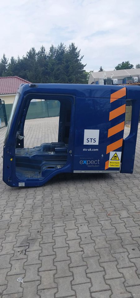 KABINA VOLVO FL 2022R - תא עבור משאית: תמונה 3 KABINA VOLVO FL 2022R - תא עבור משאית: תמונה 3