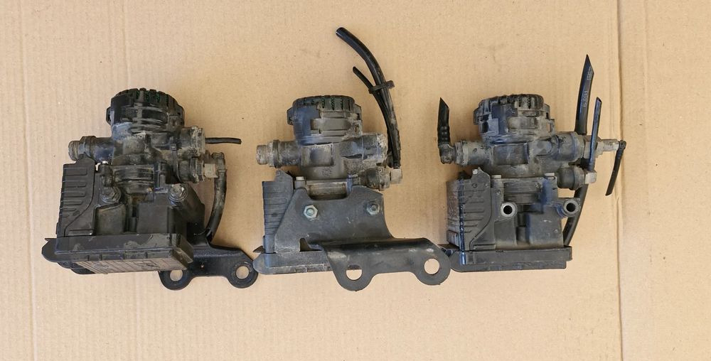MAN TG3 TGX MODULATOR ZAWÓR EBS 81.52106-6067 K050211 - חלקי בלמים: תמונה 1 MAN TG3 TGX MODULATOR ZAWÓR EBS 81.52106-6067 K050211 - חלקי בלמים: תמונה 1