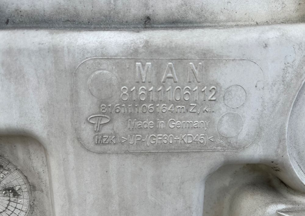 Maska MAN TG3 TGX nowy model atrapa - גוף וחלק חיצוני עבור משאית: תמונה 3 Maska MAN TG3 TGX nowy model atrapa - גוף וחלק חיצוני עבור משאית: תמונה 3