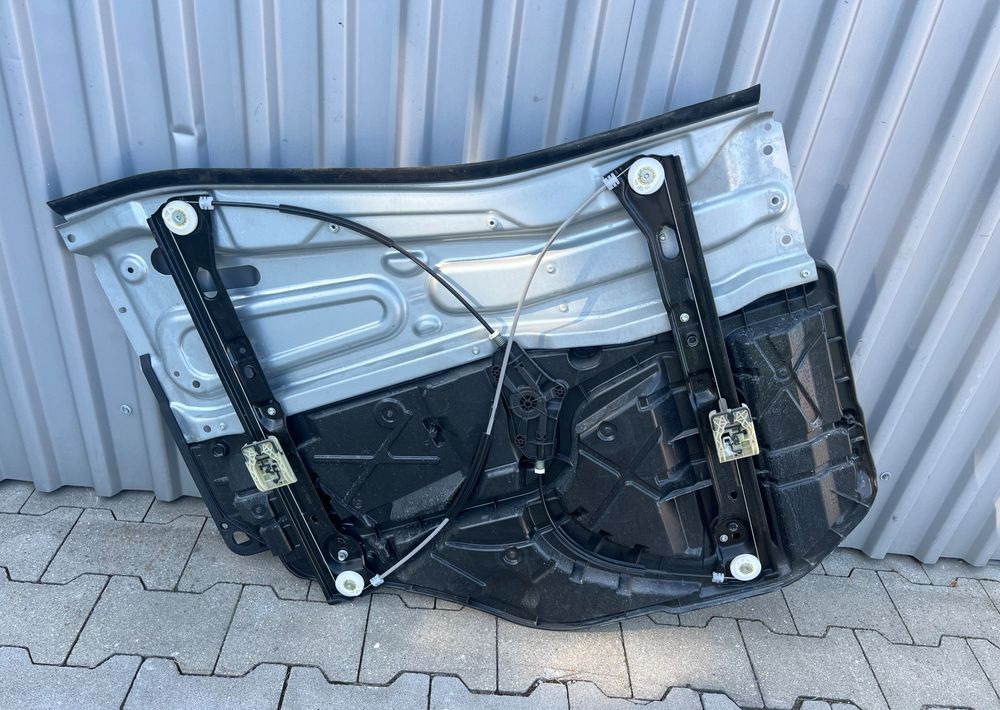 Mechanizm podnoszenia szyby MAN TGS TG3 euro 6 - תא ופנים הרכב עבור משאית: תמונה 2 Mechanizm podnoszenia szyby MAN TGS TG3 euro 6 - תא ופנים הרכב עבור משאית: תמונה 2