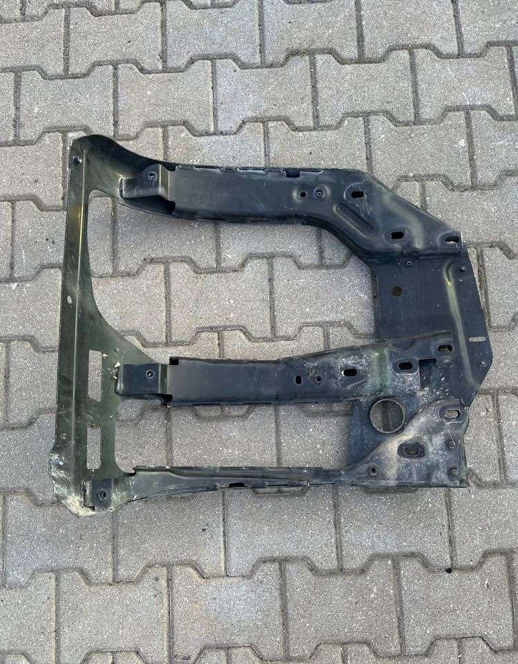 Mocowanie lampy MAN TGS TG3 euro 6 ramka okular - גוף וחלק חיצוני עבור משאית: תמונה 2 Mocowanie lampy MAN TGS TG3 euro 6 ramka okular - גוף וחלק חיצוני עבור משאית: תמונה 2