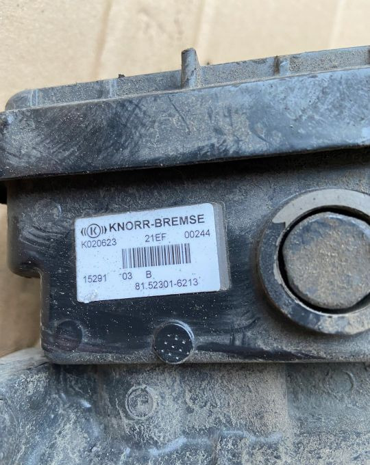 Modulator hamulcowy Europa EBS MAN TGX TGS euro 6 - חלקי בלמים עבור משאית: תמונה 3 Modulator hamulcowy Europa EBS MAN TGX TGS euro 6 - חלקי בלמים עבור משאית: תמונה 3