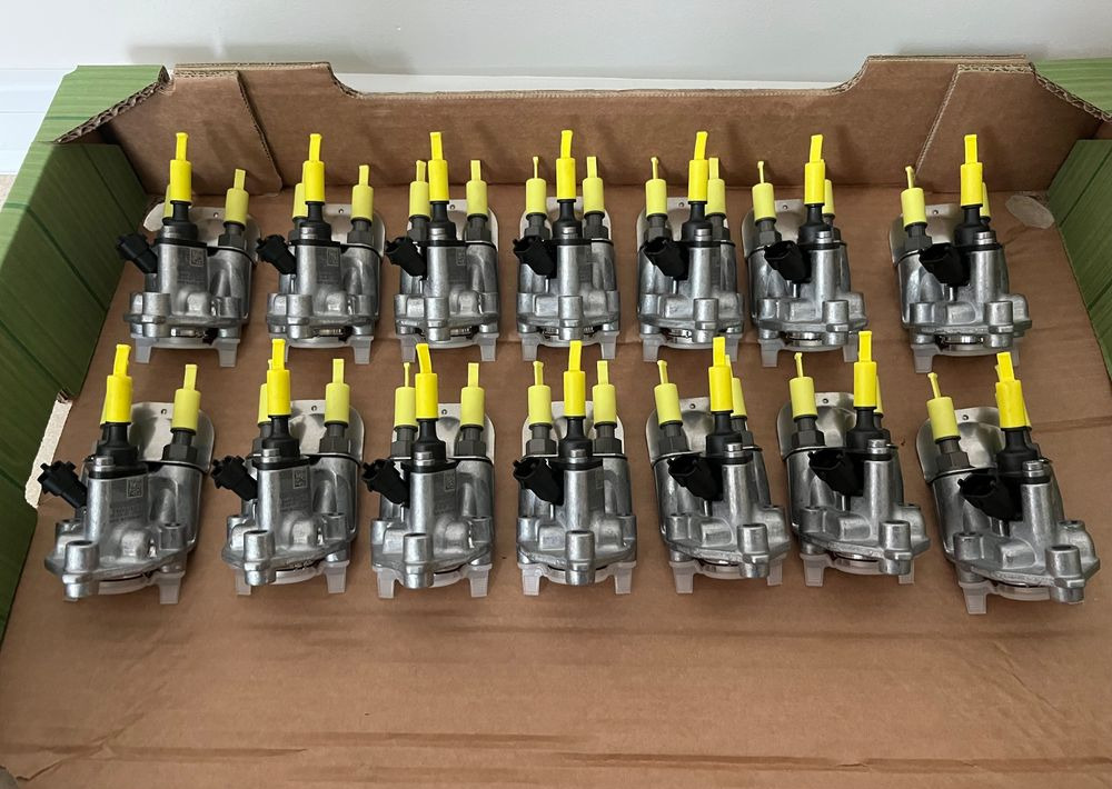 NOWY moduł dozujący Adblue Bosch 0444043073 wtrysk mocznika - מכל AdBlue עבור מכונה חקלאית: תמונה 1 NOWY moduł dozujący Adblue Bosch 0444043073 wtrysk mocznika - מכל AdBlue עבור מכונה חקלאית: תמונה 1