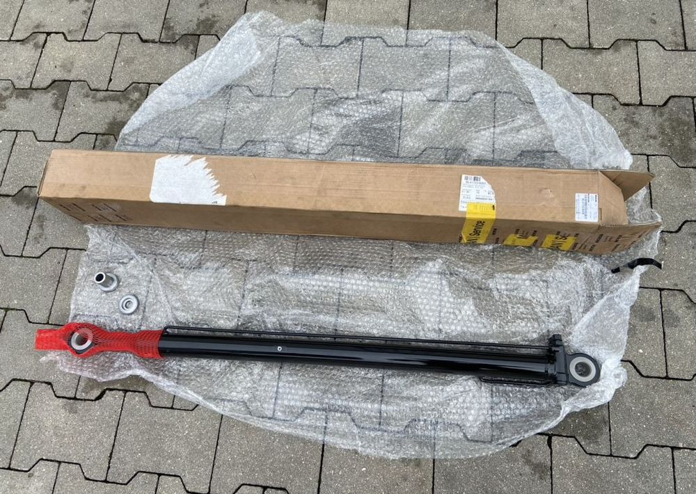 NOWY siłownik podnoszenia kabiny MAN TGX TGS - מתלה תא עבור משאית: תמונה 1 NOWY siłownik podnoszenia kabiny MAN TGX TGS - מתלה תא עבור משאית: תמונה 1