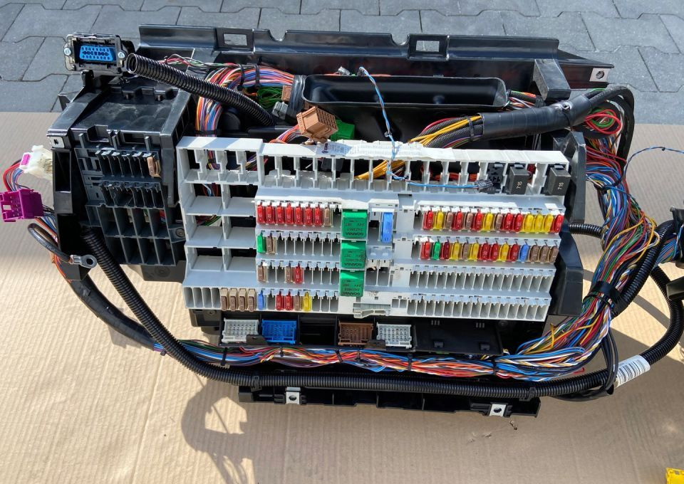 Nagrzewnica Scania S R wiązka instalacja komplet - חימום/ אוורור עבור משאית: תמונה 5 Nagrzewnica Scania S R wiązka instalacja komplet - חימום/ אוורור עבור משאית: תמונה 5