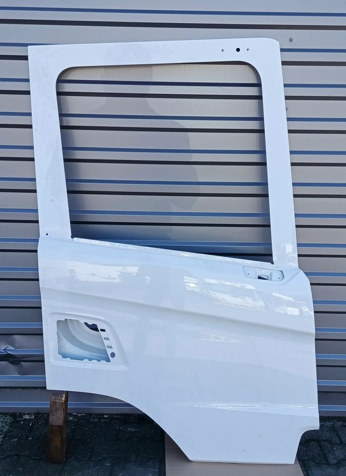 SCANIA P NGT DRZWI PRAWE - דלת וחלקים עבור משאית: תמונה 1 SCANIA P NGT DRZWI PRAWE - דלת וחלקים עבור משאית: תמונה 1