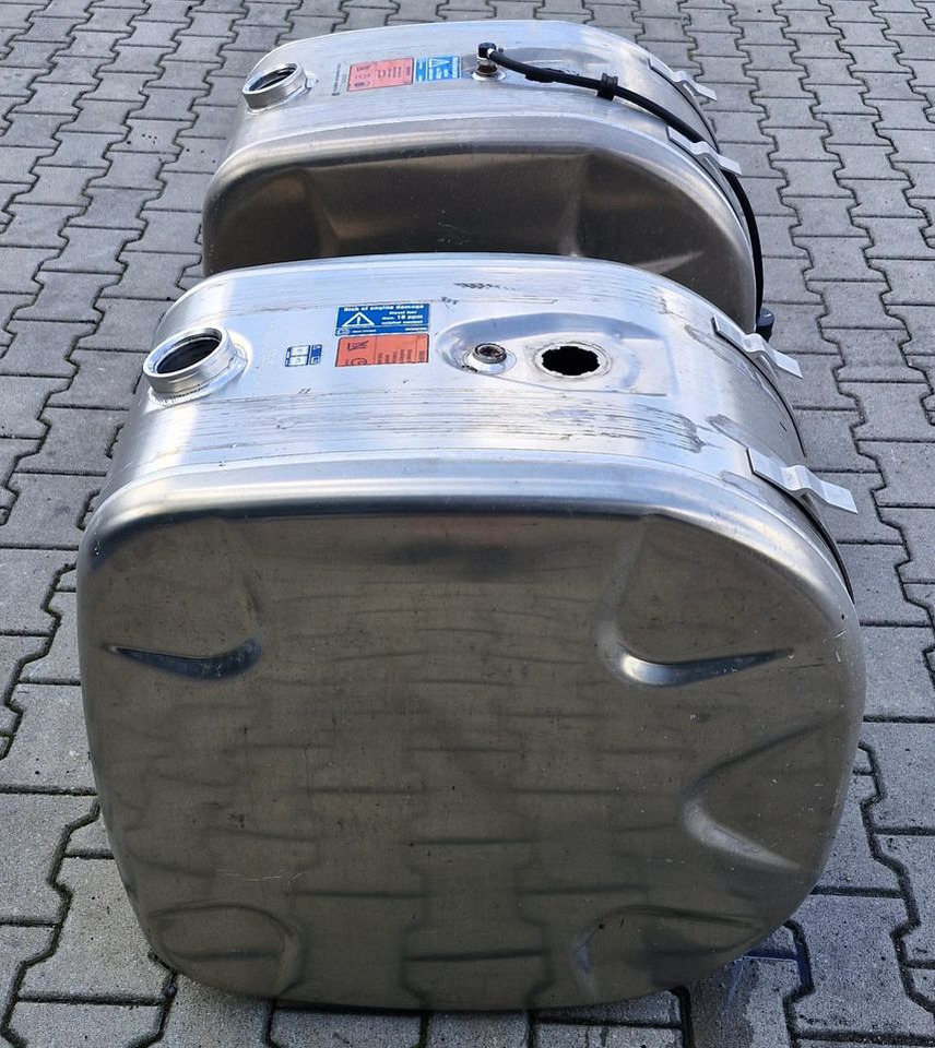 SCANIA R S ZBIORNIK PALIWA 200L NOWY - מכל דלק עבור משאית: תמונה 4 SCANIA R S ZBIORNIK PALIWA 200L NOWY - מכל דלק עבור משאית: תמונה 4