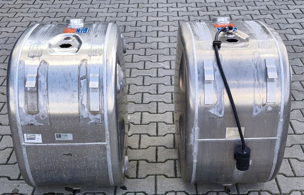 SCANIA R S ZBIORNIK PALIWA 200L NOWY - מכל דלק עבור משאית: תמונה 2 SCANIA R S ZBIORNIK PALIWA 200L NOWY - מכל דלק עבור משאית: תמונה 2