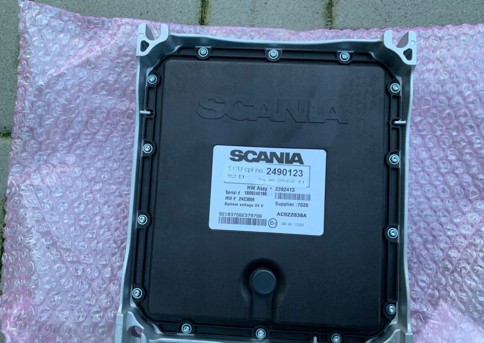 Scania R S komputer sterownik kaseta NOWY NGS NTG - ECU עבור משאית: תמונה 1 Scania R S komputer sterownik kaseta NOWY NGS NTG - ECU עבור משאית: תמונה 1