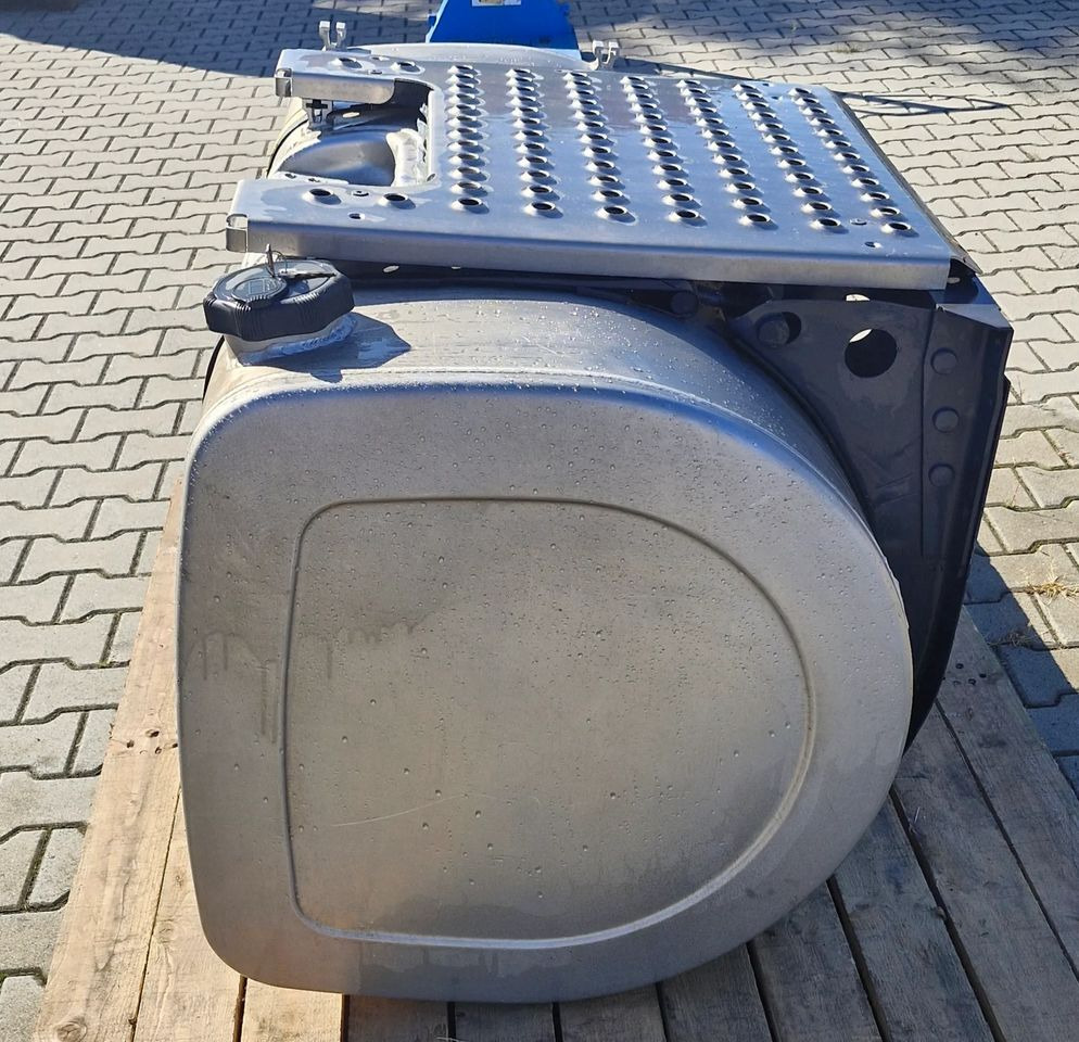 VOLVO FH4 FH5 RENAULT GAMA T ZBIORNIK PALIWA 480L - מכל דלק עבור משאית: תמונה 2 VOLVO FH4 FH5 RENAULT GAMA T ZBIORNIK PALIWA 480L - מכל דלק עבור משאית: תמונה 2