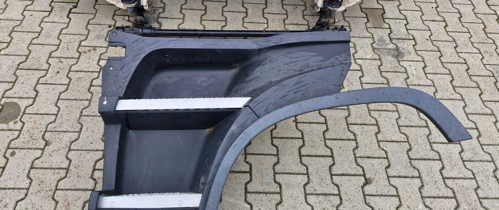 VOLVO FH4 STOPNICA KOMPLETNA PRAWA LEWA - גוף וחלק חיצוני: תמונה 1 VOLVO FH4 STOPNICA KOMPLETNA PRAWA LEWA - גוף וחלק חיצוני: תמונה 1