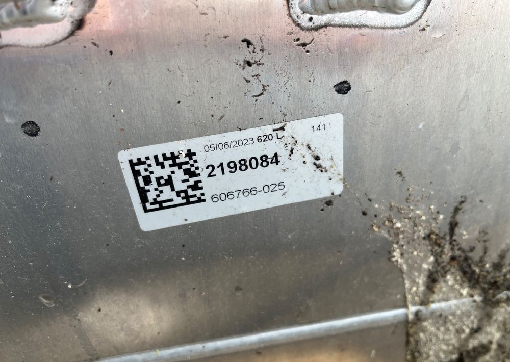 Zbiornik paliwa DAF XG XF CF 620 litrów bak jak NOWY - מערכת דלק עבור משאית: תמונה 5 Zbiornik paliwa DAF XG XF CF 620 litrów bak jak NOWY - מערכת דלק עבור משאית: תמונה 5