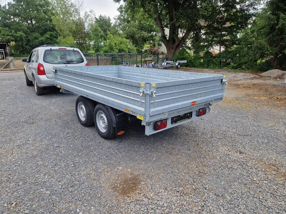 Böckmann DK-ST 3218/35 P Dreiseitenkipper PKW-Anhänger E-Pumpe - קרון נגרר עם מזהיר: תמונה 3 Böckmann DK-ST 3218/35 P Dreiseitenkipper PKW-Anhänger E-Pumpe - קרון נגרר עם מזהיר: תמונה 3