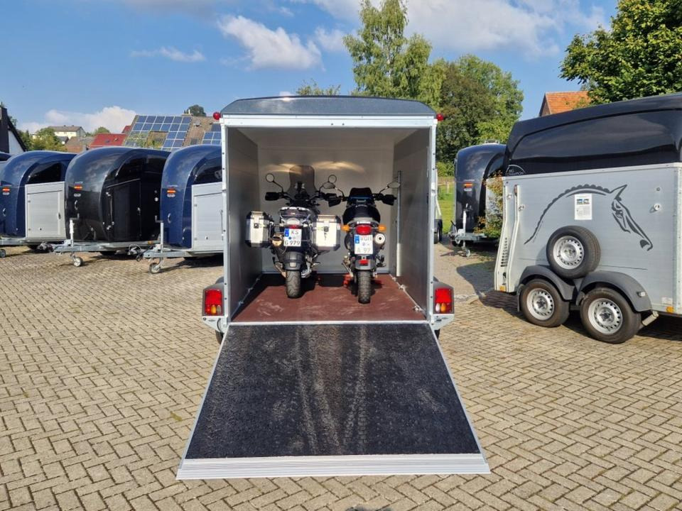 Böckmann KT-PB-AL 3018/27 Kofferanhänger,100 km/h,PKW Anhänger - קרון נגרר בתיבה סגורה: תמונה 2 Böckmann KT-PB-AL 3018/27 Kofferanhänger,100 km/h,PKW Anhänger - קרון נגרר בתיבה סגורה: תמונה 2