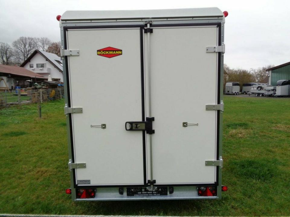 Böckmann, PKW Anhänger, Kofferanhänger KT 4018/27 H, 100 km/h - קרון נגרר בתיבה סגורה: תמונה 3 Böckmann, PKW Anhänger, Kofferanhänger KT 4018/27 H, 100 km/h - קרון נגרר בתיבה סגורה: תמונה 3