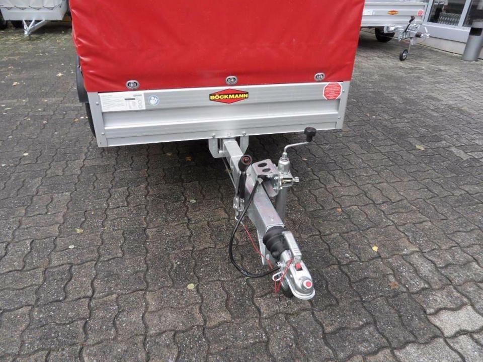 Böckmann PKW Anhänger mit Plane und Spriegel 100 km/h - קרון נגרר למכונית: תמונה 3 Böckmann PKW Anhänger mit Plane und Spriegel 100 km/h - קרון נגרר למכונית: תמונה 3