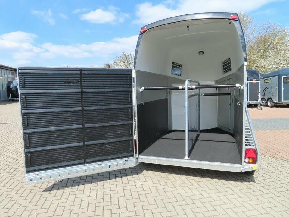 Böckmann Pferdeanhänger Champion Esprit Flügeltür Sattelkammer - קרון נגרר לסוסים: תמונה 4 Böckmann Pferdeanhänger Champion Esprit Flügeltür Sattelkammer - קרון נגרר לסוסים: תמונה 4