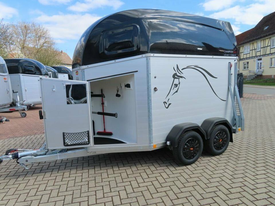 Böckmann Pferdeanhänger Champion Esprit Flügeltür Sattelkammer - קרון נגרר לסוסים: תמונה 2 Böckmann Pferdeanhänger Champion Esprit Flügeltür Sattelkammer - קרון נגרר לסוסים: תמונה 2