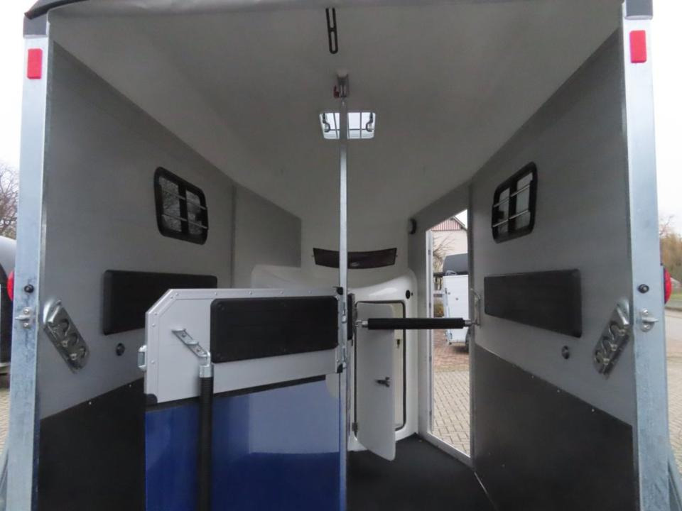 קרון נגרר לסוסים Böckmann, Pferdeanhänger,Portax SKA, WCF, Flügeltür, 100 km/h: תמונה 8 קרון נגרר לסוסים Böckmann, Pferdeanhänger,Portax SKA, WCF, Flügeltür, 100 km/h: תמונה 8