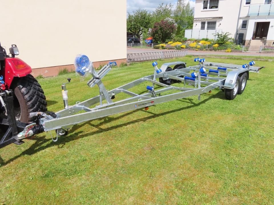 Böckmann - TPV PKW Anhänger Bootstrailer 2,7 to. Bootsanhänger - נגרר לסירה: תמונה 1 Böckmann - TPV PKW Anhänger Bootstrailer 2,7 to. Bootsanhänger - נגרר לסירה: תמונה 1