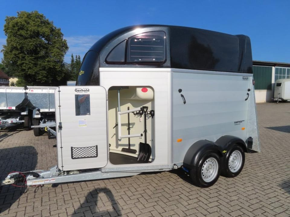 Humbaur,Pferdeanhänger, Xanthos Aero, 2,4 to. SaKa.100 Km/h - קרון נגרר לסוסים: תמונה 1 Humbaur,Pferdeanhänger, Xanthos Aero, 2,4 to. SaKa.100 Km/h - קרון נגרר לסוסים: תמונה 1