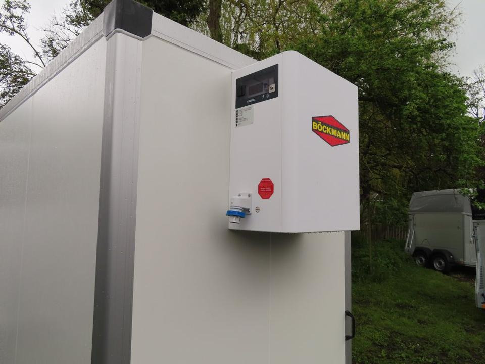 PKW Anhänger, Böckmann, Kühlkoffer,2,7 to. sofort - קרון נגרר עם קירור: תמונה 4 PKW Anhänger, Böckmann, Kühlkoffer,2,7 to. sofort - קרון נגרר עם קירור: תמונה 4