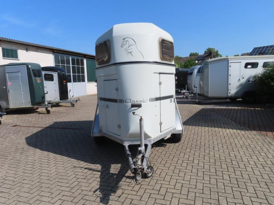 Pferdeanhänger Böckmann Classic Sattelkammer TÜV NEU - קרון נגרר לסוסים: תמונה 3 Pferdeanhänger Böckmann Classic Sattelkammer TÜV NEU - קרון נגרר לסוסים: תמונה 3
