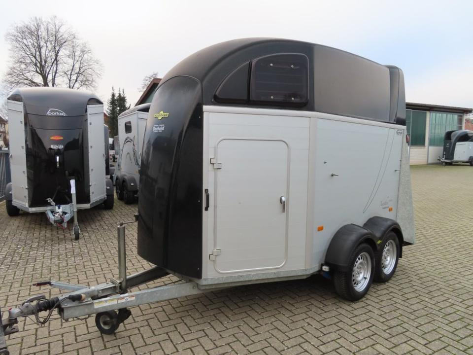 קרון נגרר לסוסים Pferdeanhänger Humbaur, Xanthos Aero, 100 km/h Sattelkammer: תמונה 16