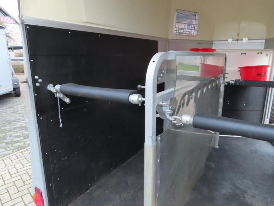 קרון נגרר לסוסים Pferdeanhänger Humbaur, Xanthos Aero, 100 km/h Sattelkammer: תמונה 9