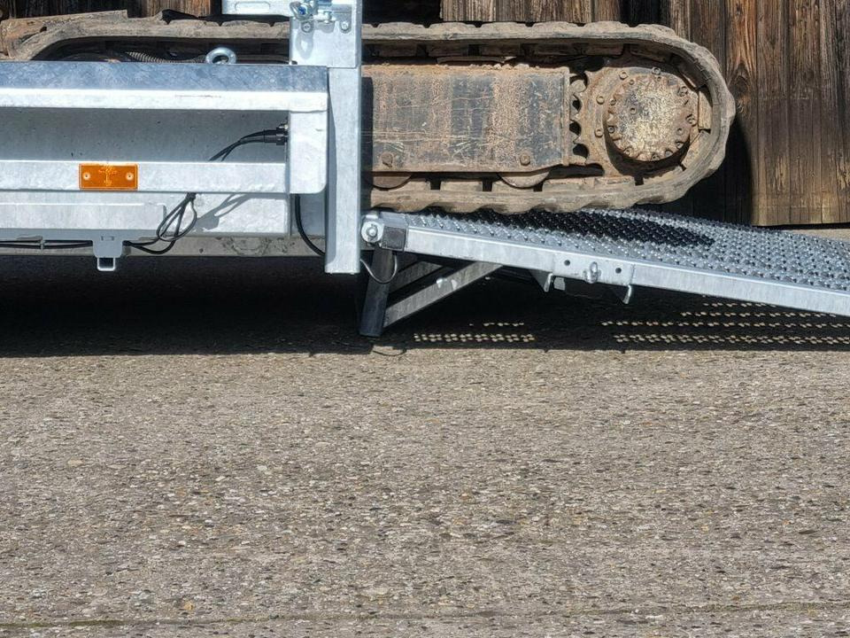 Vlemmix Tridem Maschinentransporter 3,5t Minibagger - קרון נגרר לצמחים: תמונה 2 Vlemmix Tridem Maschinentransporter 3,5t Minibagger - קרון נגרר לצמחים: תמונה 2