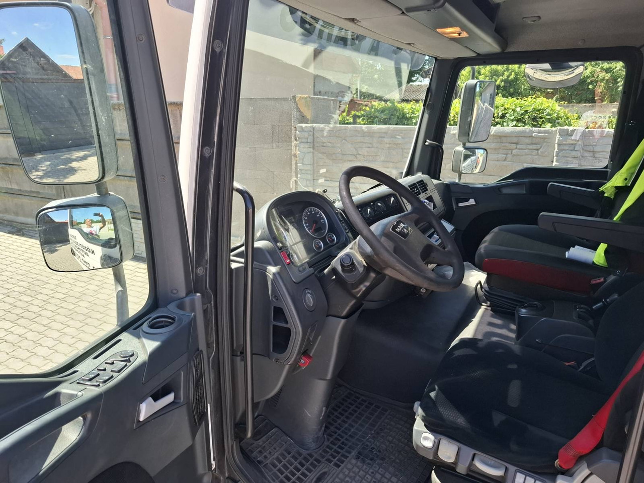 MAN TGL 12.250 4x2 BL - משאית הובלה אוטומטית, משאית מנוף: תמונה 4 MAN TGL 12.250 4x2 BL - משאית הובלה אוטומטית, משאית מנוף: תמונה 4
