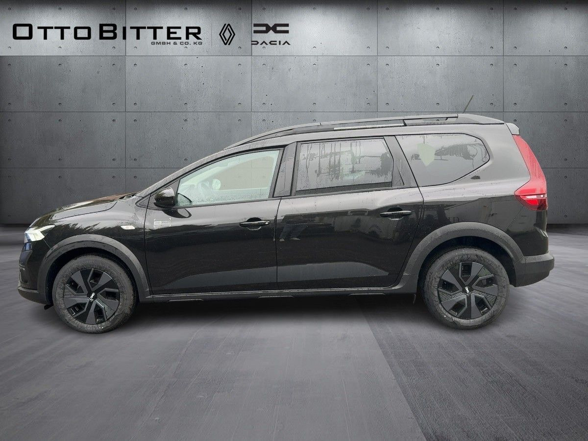 Dacia Jogger Expression ECO-G 100 5-Sitzer FLÜSSIGGAS - רכב סטיישן: תמונה 2 Dacia Jogger Expression ECO-G 100 5-Sitzer FLÜSSIGGAS - רכב סטיישן: תמונה 2