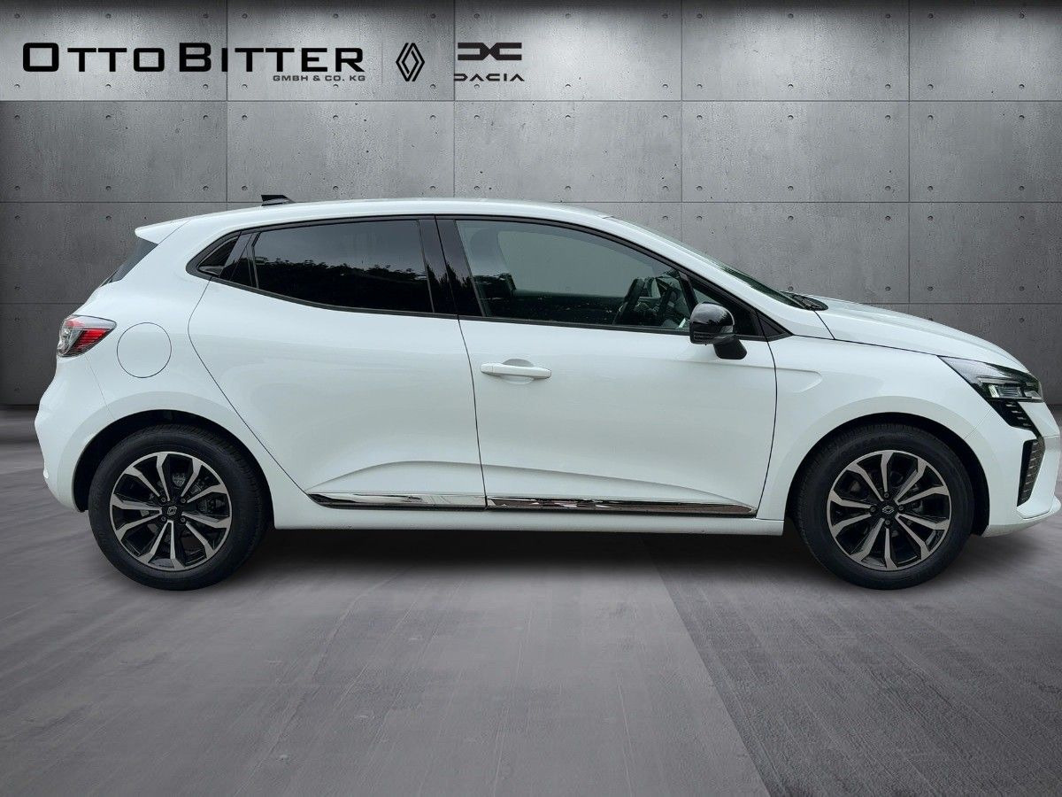 Renault Clio Techno TCe90 PAKET-NAVI+WINTER (SITZH/NAVI) - סדאן: תמונה 5 Renault Clio Techno TCe90 PAKET-NAVI+WINTER (SITZH/NAVI) - סדאן: תמונה 5
