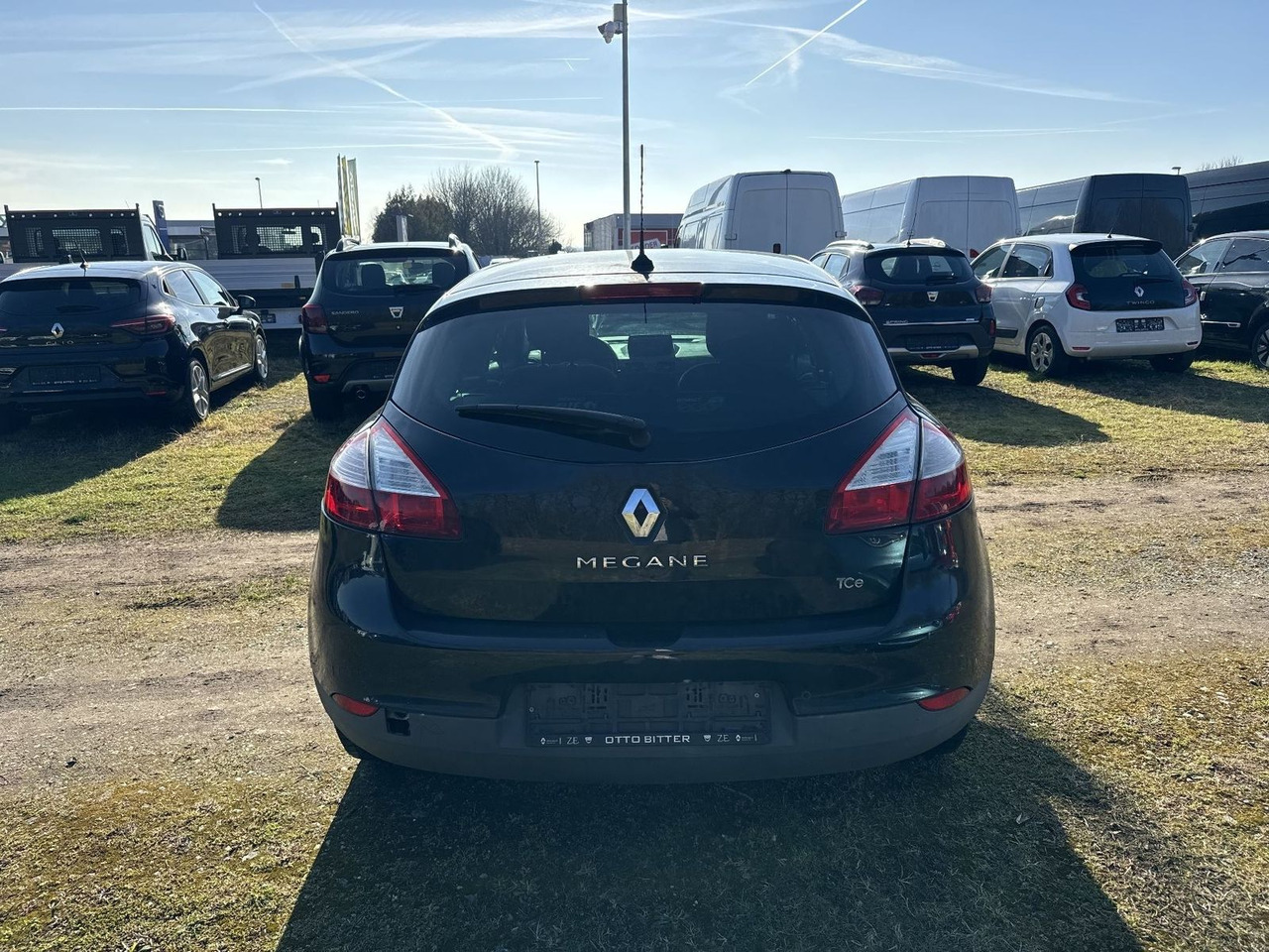 Renault Megane Limited TCe115 +KUPPLUNG DEFEKT/MOTOR OK+ - סדאן: תמונה 3 Renault Megane Limited TCe115 +KUPPLUNG DEFEKT/MOTOR OK+ - סדאן: תמונה 3
