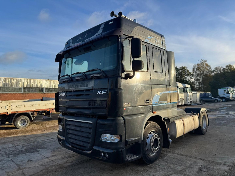 DAF 105 XF 460 Space Cab (MANUAL GEARBOX / BOITE MANUELLE) - יחידת טרקטור: תמונה 1 DAF 105 XF 460 Space Cab (MANUAL GEARBOX / BOITE MANUELLE) - יחידת טרקטור: תמונה 1