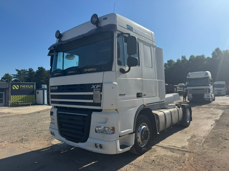 יחידת טרקטור DAF 105 XF 460 Space Cab (MANUAL GEARBOX / BOITE MANUELLE): תמונה 1