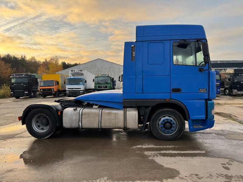 DAF 95 XF 480 Space Cab (EURO 3 / MANUAL GEARBOX / BOITE MANUELLE) - יחידת טרקטור: תמונה 3 DAF 95 XF 480 Space Cab (EURO 3 / MANUAL GEARBOX / BOITE MANUELLE) - יחידת טרקטור: תמונה 3