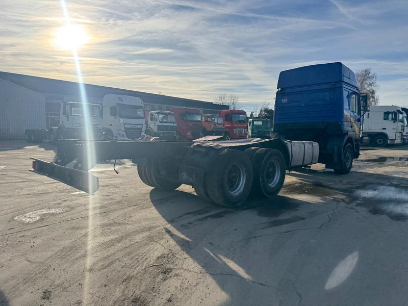 MAN 26.410 (BIG AXLE / 10 TIRES / 6X4 / 6 CYLINDER / MANUAL GEARBOX) - משאית עם שלדת תא: תמונה 5 MAN 26.410 (BIG AXLE / 10 TIRES / 6X4 / 6 CYLINDER / MANUAL GEARBOX) - משאית עם שלדת תא: תמונה 5