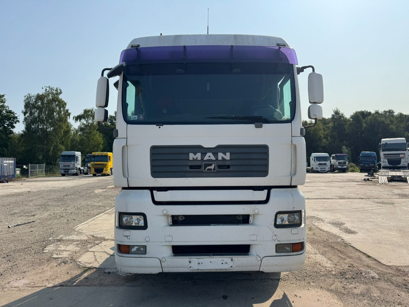 MAN TGA 18.440 (MANUAL GEARBOX / BOITE MANUELLE) - יחידת טרקטור: תמונה 2 MAN TGA 18.440 (MANUAL GEARBOX / BOITE MANUELLE) - יחידת טרקטור: תמונה 2