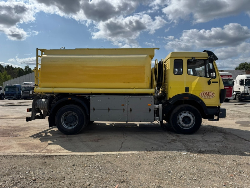 Mercedes-Benz SK 1726 (13.000L / 2 COMPARTIMENTS / GRAND PONT / LAMES / V8) - משאית מכל: תמונה 4 Mercedes-Benz SK 1726 (13.000L / 2 COMPARTIMENTS / GRAND PONT / LAMES / V8) - משאית מכל: תמונה 4