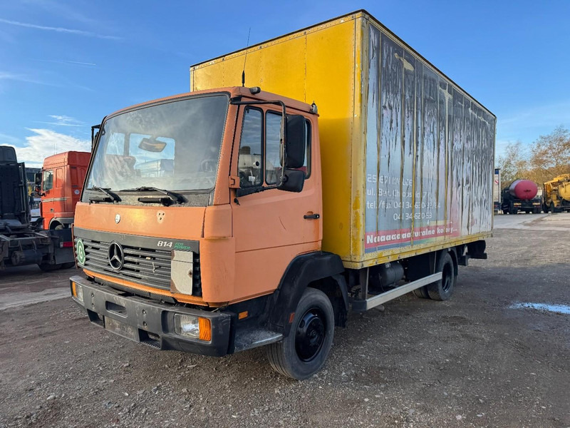 Mercedes-Benz SK 814 (STEEL SUSPENSION & MANUAL GEARBOX / SUSPENSION LAMES & BOITE MANUELLE) - משאית תיבה: תמונה 1 Mercedes-Benz SK 814 (STEEL SUSPENSION & MANUAL GEARBOX / SUSPENSION LAMES & BOITE MANUELLE) - משאית תיבה: תמונה 1