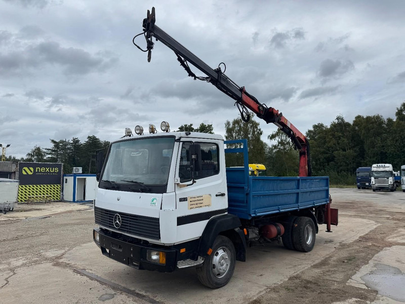 Mercedes-Benz SK 917 (STEEL SUSPENSION / PARLFINGER CRANE / AUXILIARY / 6 CYLINDER WITH MANUAL PUMP) - מזהיר, משאית מנוף: תמונה 1 Mercedes-Benz SK 917 (STEEL SUSPENSION / PARLFINGER CRANE / AUXILIARY / 6 CYLINDER WITH MANUAL PUMP) - מזהיר, משאית מנוף: תמונה 1