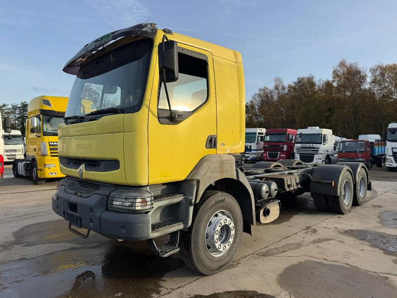 Renault Kerax 420 (GRAND PONT / SUSPENSION LAMES / BOITE MANUELLE / PARFAIT ETAT !!!) - משאית עם שלדת תא: תמונה 1 Renault Kerax 420 (GRAND PONT / SUSPENSION LAMES / BOITE MANUELLE / PARFAIT ETAT !!!) - משאית עם שלדת תא: תמונה 1