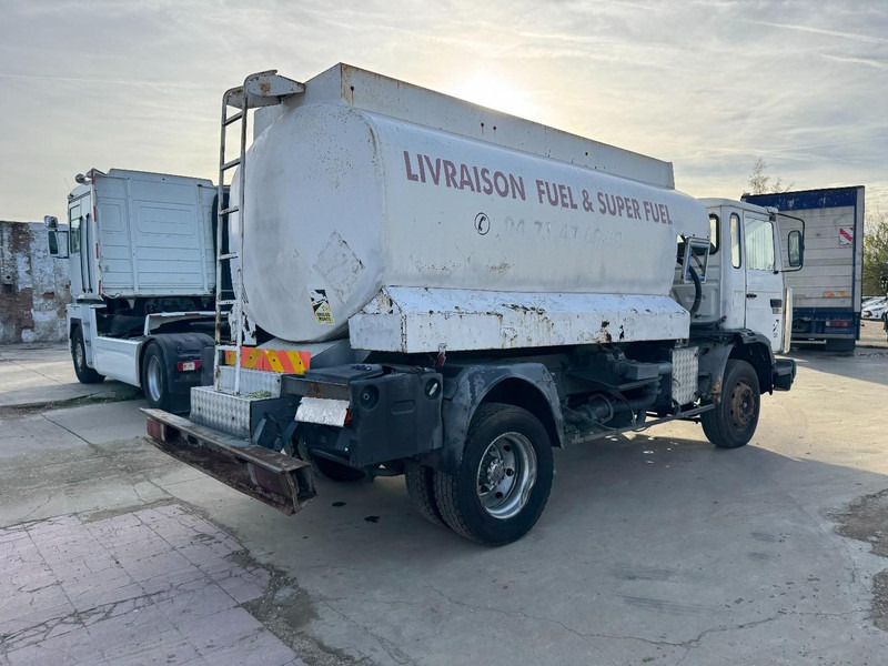 Renault S 150 SUSPENSION LAMES / 7000 L / POMPE & BOITE MANUELLE / CAMION FRANCAIS!!!) - משאית מכל: תמונה 5 Renault S 150 SUSPENSION LAMES / 7000 L / POMPE & BOITE MANUELLE / CAMION FRANCAIS!!!) - משאית מכל: תמונה 5